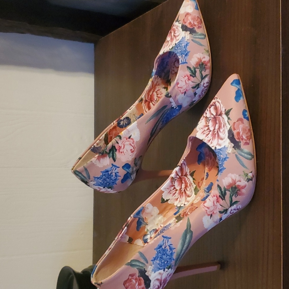 gianni bini pink heels